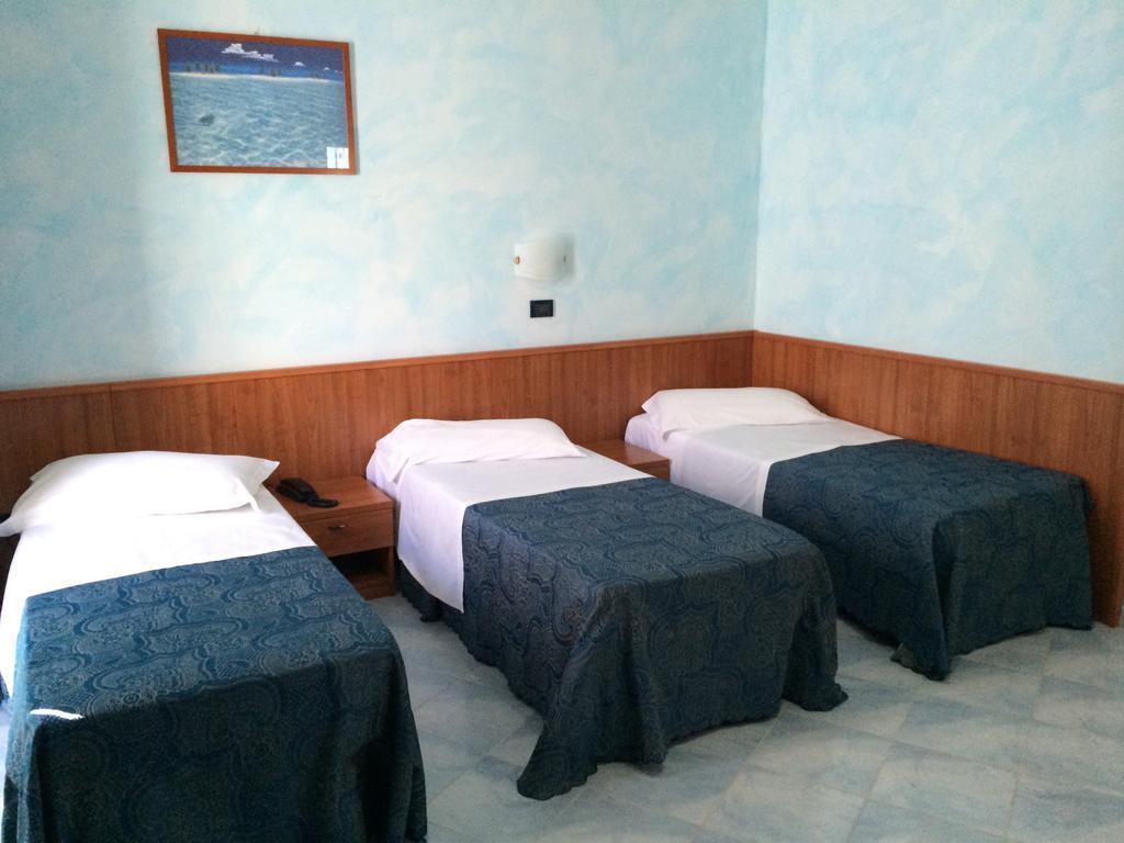 סן סלבו Hotel Milano חדר תמונה